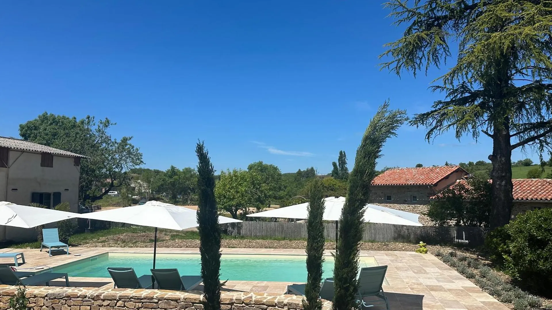 La Glycine Villa Tonnac France